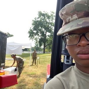 Meet your Posher, Christina